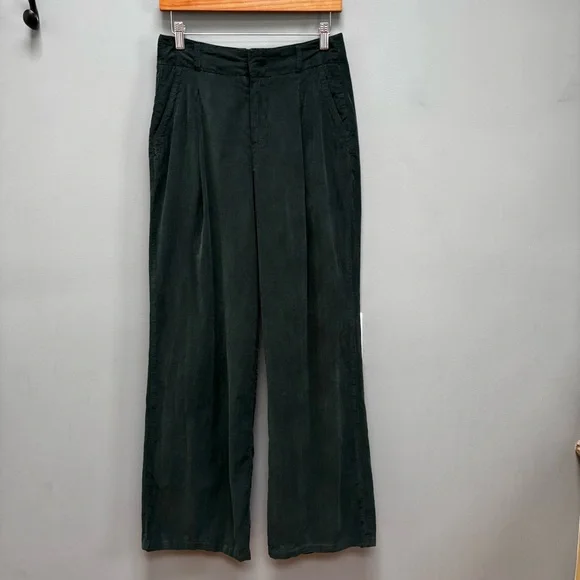 Marine Layer Flora Micro Corduroy Trouser in Dark Green Gables 4 - Picture 6 of 12